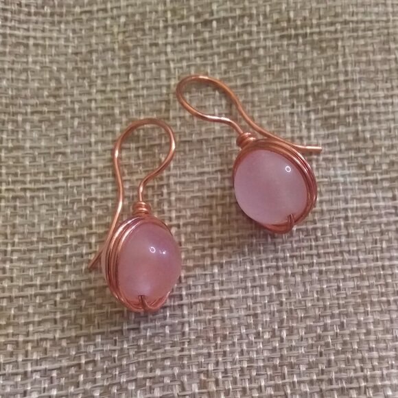 Handmade! Rose Quartz & Copper Dangle Earrings! Classy, Elegant, Trendy & Chic - Picture 2 of 8